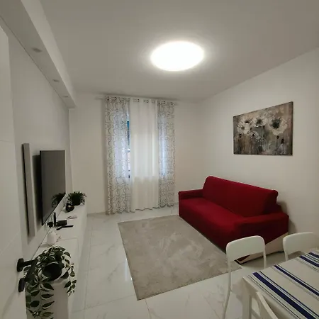 Comodo A - Vicino Al Mare Lägenhet